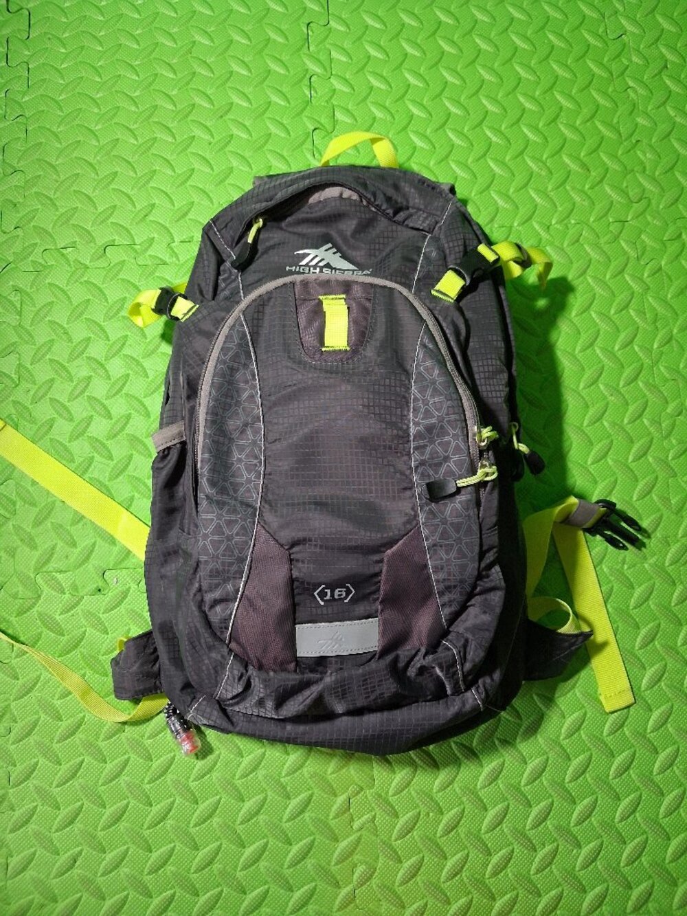 High Sierra Air Flow Hydration backpack